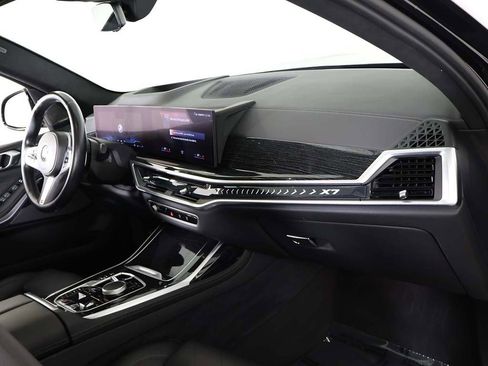 Used 2023 BMW X7 xDrive40i w/ M Sport Package image 35
