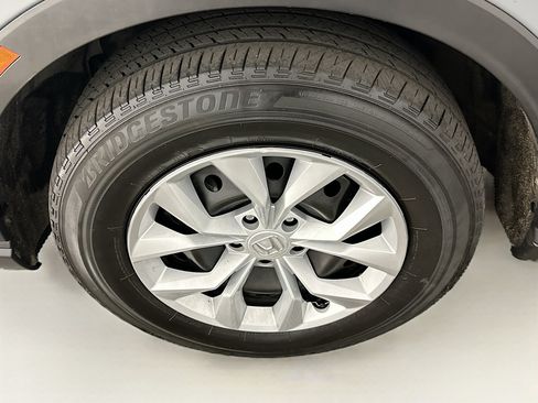 Used 2024 Honda CR-V LX image 11