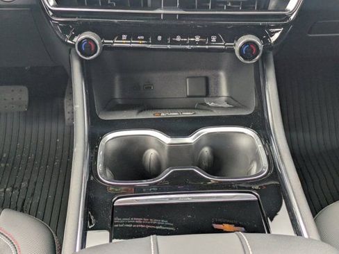 New 2026 Chevrolet Traverse RS w/ LPO, Floor Liner Package image 20