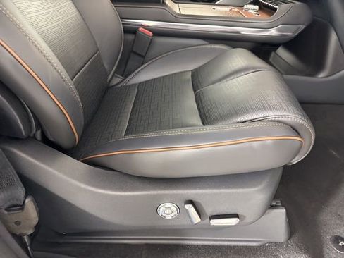New 2025 Lincoln Navigator L Black Label image 23