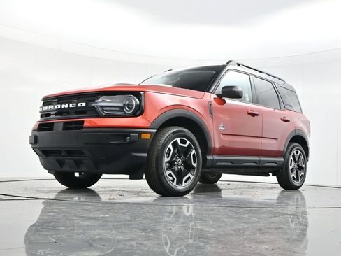Certified 2024 Ford Bronco Sport Outer Banks image 43