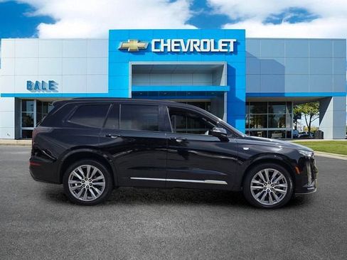 Used 2020 Cadillac XT6 Sport AWD/4WD image 2
