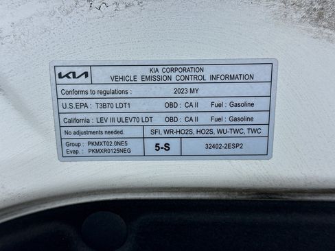 Used 2023 Kia Seltos LX AWD/4WD image 19