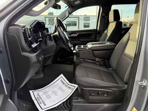 Used 2023 Chevrolet Silverado 1500 RST AWD/4WD image 14