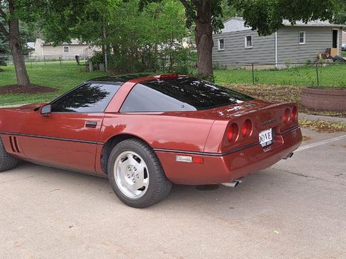 Used 1988 Chevrolet Corvette Base image 4