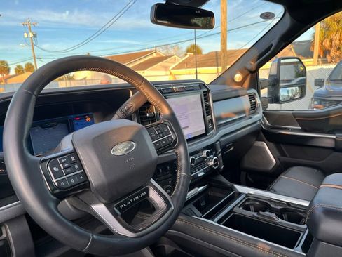 Used 2024 Ford F350 Platinum image 24