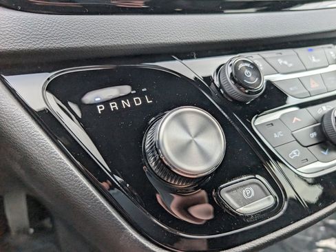 New 2026 Chrysler Voyager LX image 26