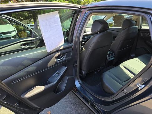 Used 2025 Honda Accord EX-L image 9