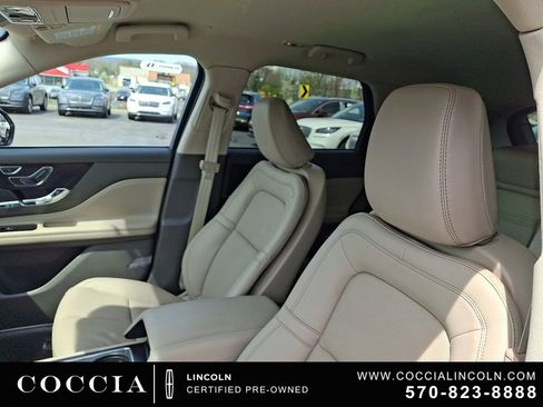 Certified 2023 Lincoln Corsair Reserve AWD/4WD image 14