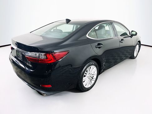 Used 2017 Lexus ES 350 w/ Premium Package image 9