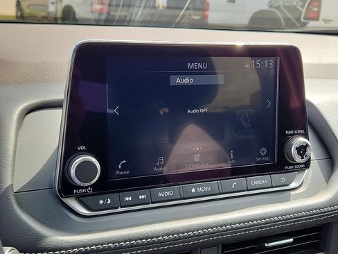 Used 2023 Nissan Rogue SV image 14