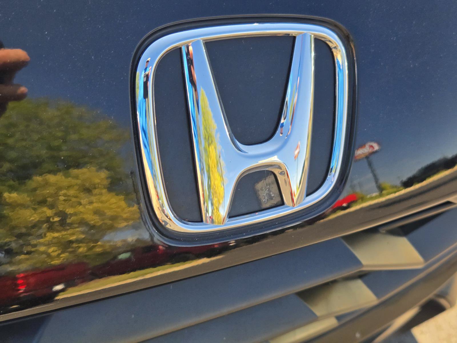 Used 2025 Honda HR-V Sport image 6