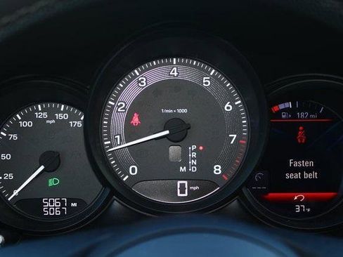 Used 2024 Porsche Macan w/ Premium Plus Package image 20