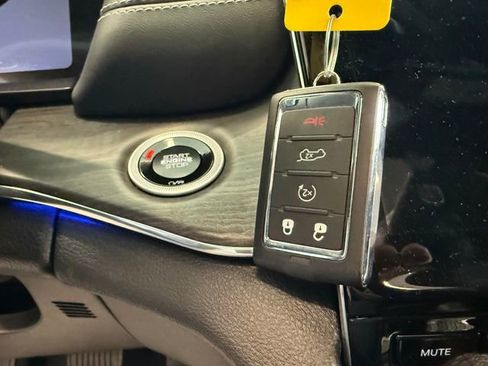 New 2025 Jeep Grand Cherokee Overland w/ Adv Protech Group III image 16