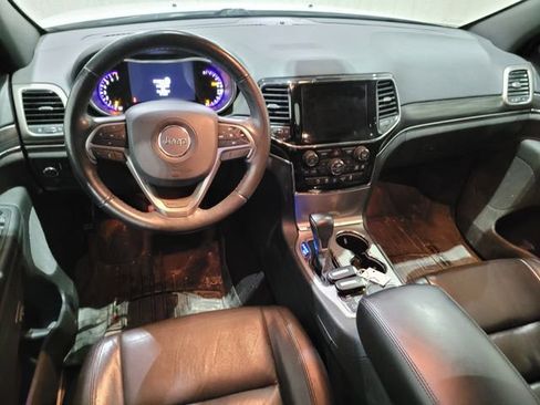 Used 2019 Jeep Grand Cherokee Limited image 4
