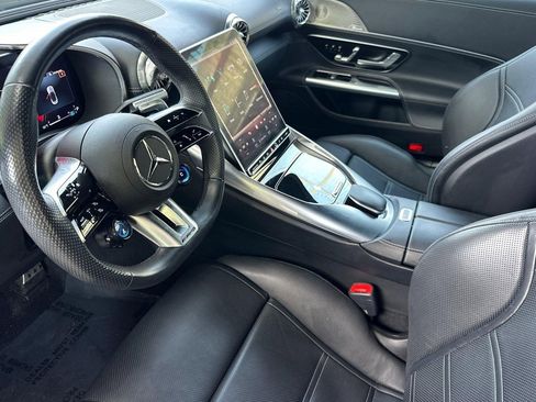 Used 2023 Mercedes-Benz SL 63 AMG 4MATIC image 4