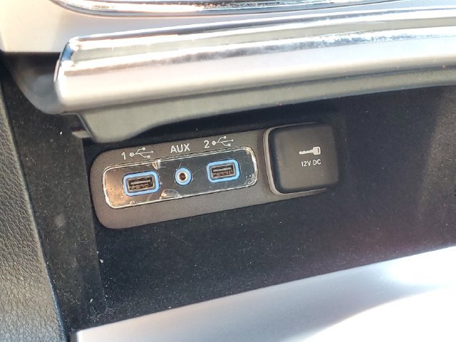 Used 2018 Jeep Grand Cherokee Limited AWD/4WD image 27