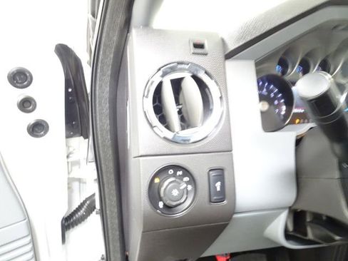 Used 2015 Ford F250 XLT w/ XLT Value Package image 23