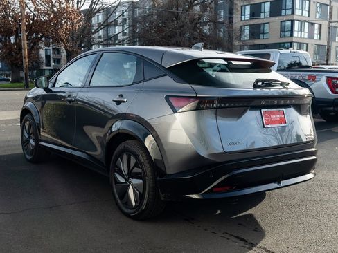 Used 2024 Nissan Ariya AWD image 4