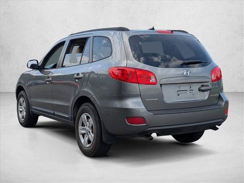 Used 2009 Hyundai Santa Fe GLS FWD image 8