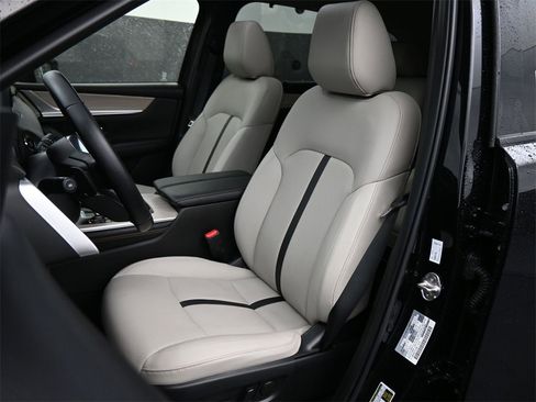 Used 2025 MAZDA CX-90 3.3 Turbo w/ Preferred Package image 18