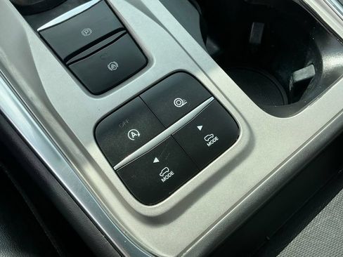 Used 2023 Ford Explorer XLT w/ Equipment Group 202A RWD image 42