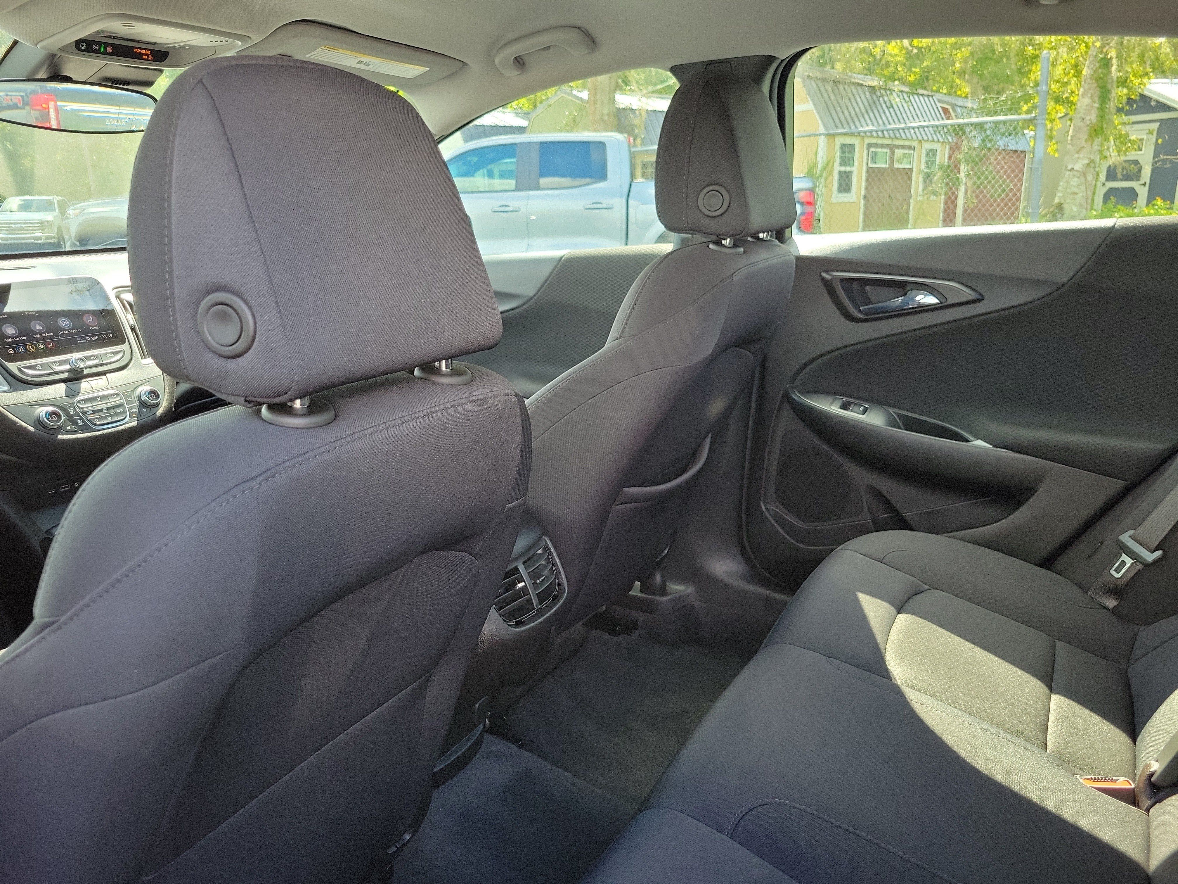 Used 2025 Chevrolet Malibu LT FWD image 19