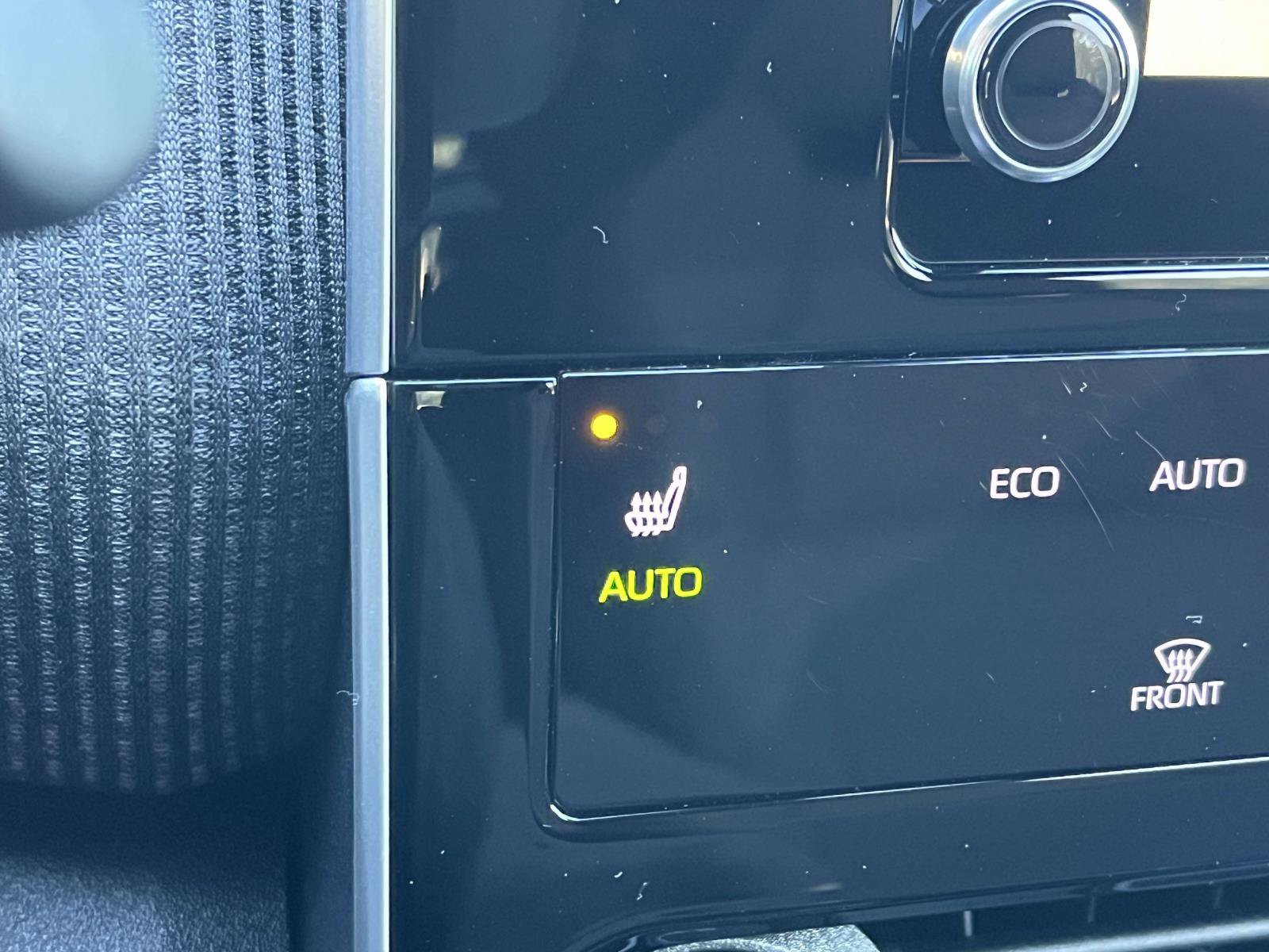 Used 2023 Subaru Solterra AWD image 28