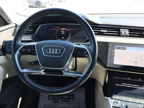 Used 2021 Audi e-tron Premium w/ Convenience Plus Package AWD/4WD image 11