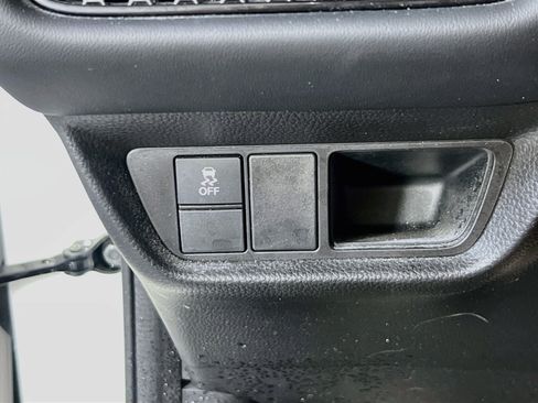 Used 2023 Honda HR-V LX image 10