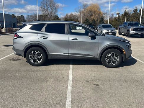 Used 2023 Kia Sportage LX image 20