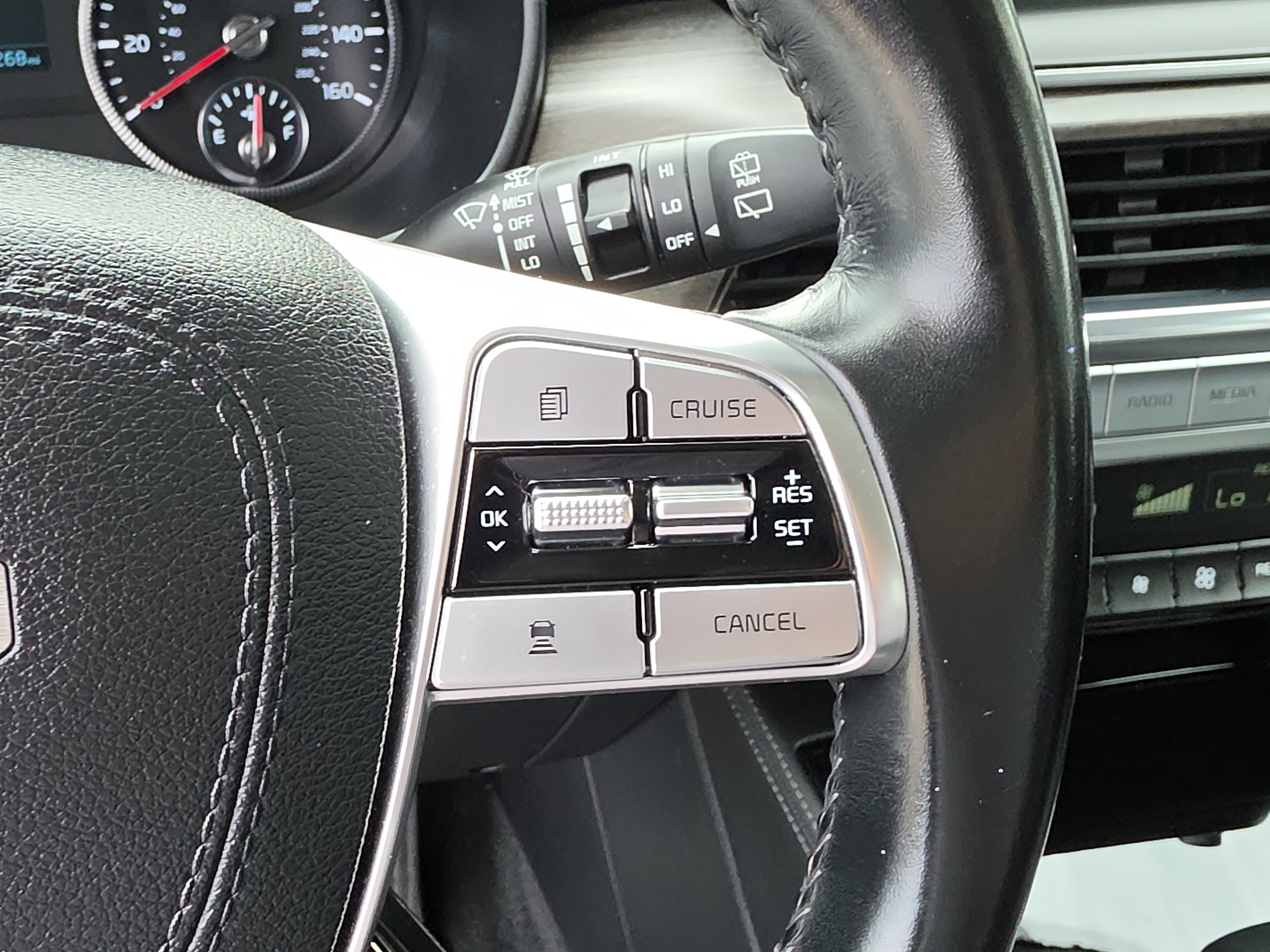 Used 2022 Kia Telluride EX w/ EX Premium Package FWD image 33