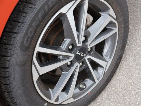 Used 2023 Kia Forte LXS FWD image 37