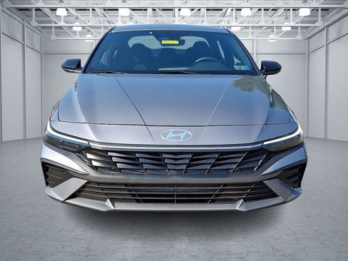 Certified 2026 Hyundai Elantra Sport FWD image 2