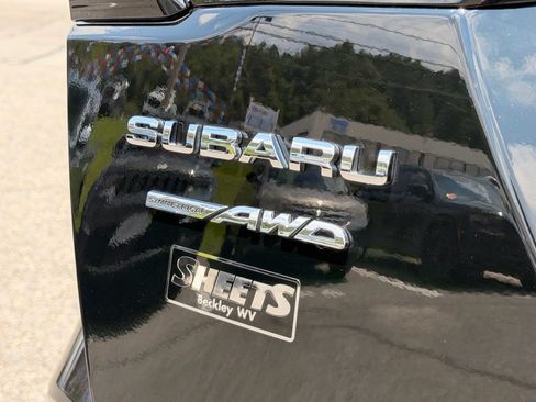 Used 2024 Subaru Outback Premium AWD/4WD image 6