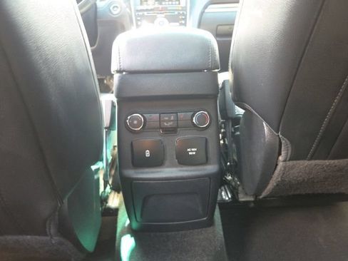 Used 2016 Ford Explorer Limited w/ Equipment Group 303A AWD/4WD image 42