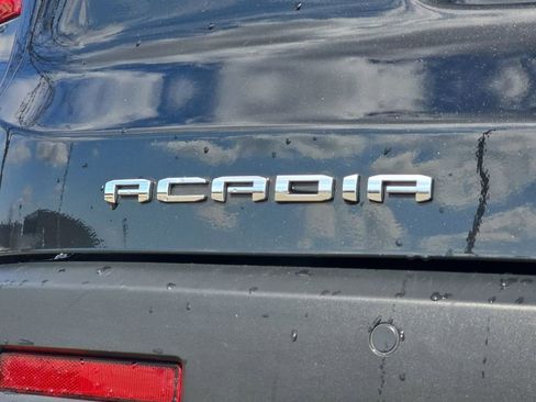 Certified 2023 GMC Acadia SLE w/ Driver Convenience Package image 33