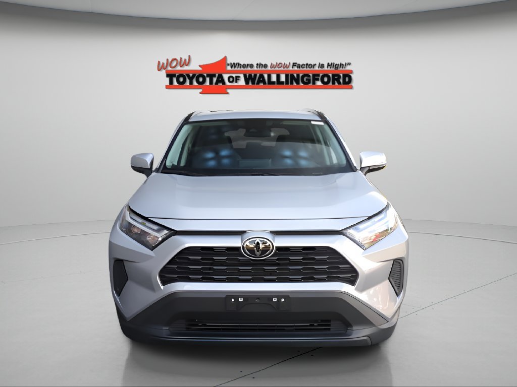 Certified 2025 Toyota RAV4 XLE AWD/4WD image 4