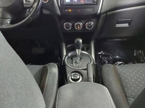 Used 2012 Mitsubishi Outlander Sport SE AWD/4WD image 26