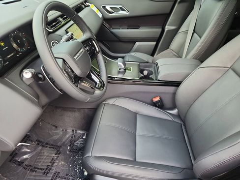 New 2026 Land Rover Range Rover Velar Dynamic SE image 23