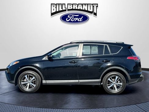 Used 2018 Toyota RAV4 XLE FWD image 6