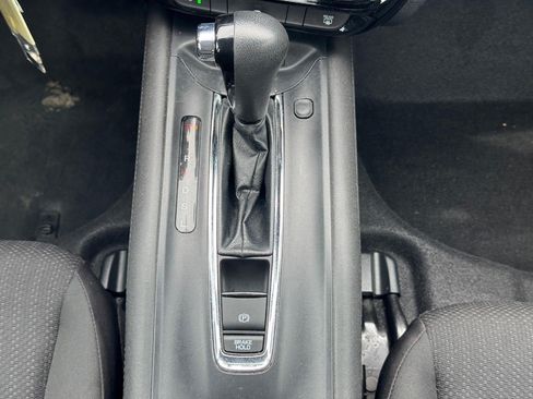 Certified 2018 Honda HR-V LX image 16