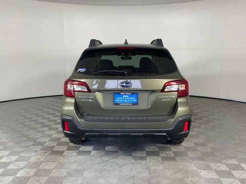 Used 2019 Subaru Outback 3.6R Limited AWD/4WD image 16