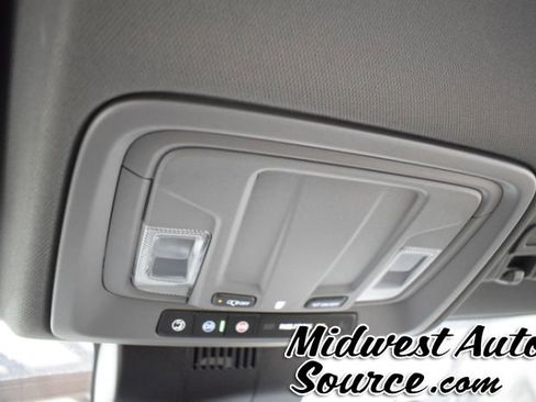 Used 2025 Chevrolet Silverado 2500 LT w/ Convenience Package image 23