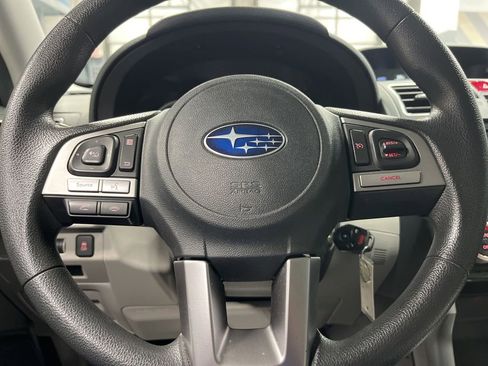 Used 2017 Subaru Forester 2.5i Premium w/ All-Weather Package image 21