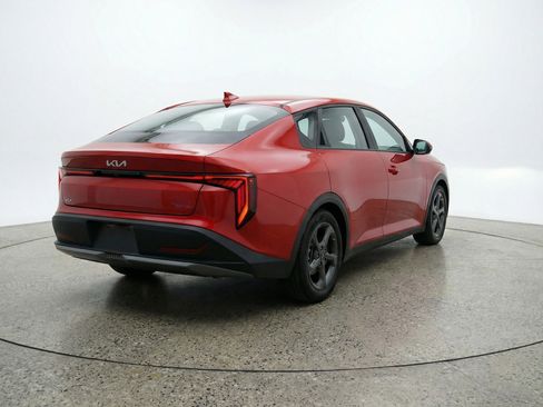 Used 2025 Kia K4 FWD image 9