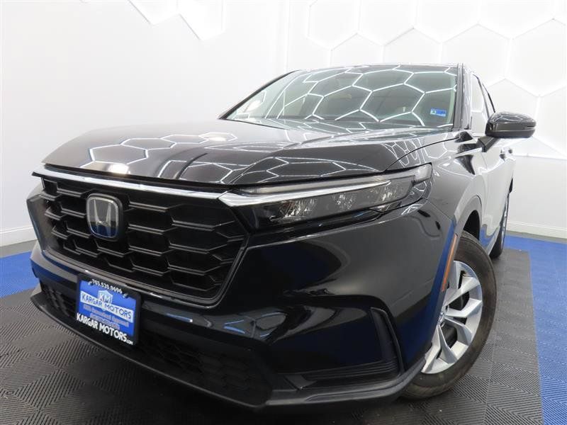 Used 2023 Honda CR-V LX image 1
