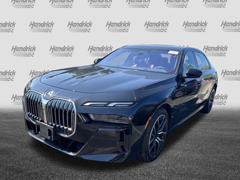 Certified 2023 BMW 760i xDrive w/ Luxury Rear Seating Package AWD/4WD image 6