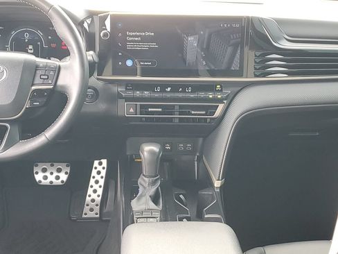 Certified 2025 Toyota Camry SE w/ Multimedia Upgrade Package FWD image 15