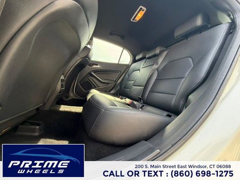 Used 2017 Mercedes-Benz GLA 250 4MATIC image 12